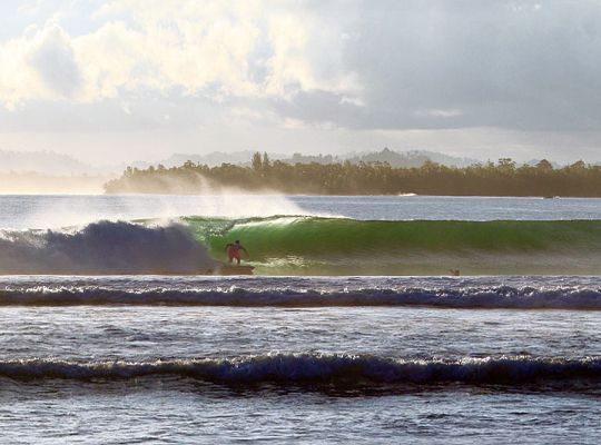 Luluni Bungalows Surf Camp