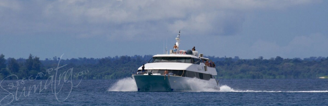 surf boat mentawai