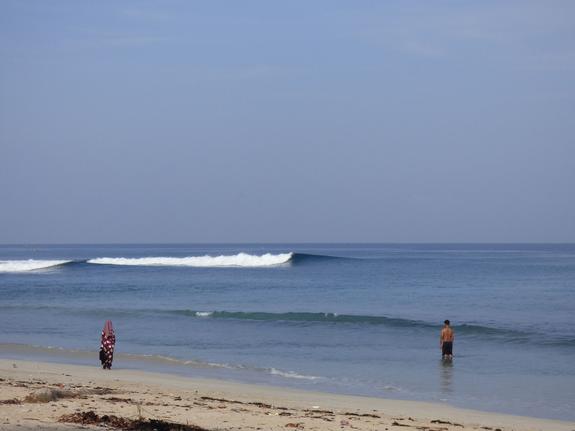 surfing sumatra