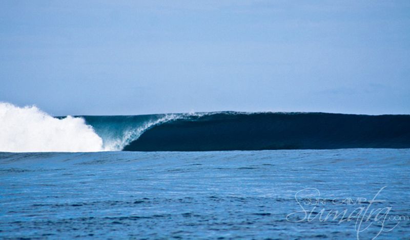 Suicides surf break Sumatra