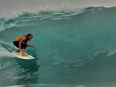 Paulo setting a line 
