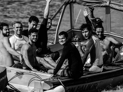 All day shuttles to the surf