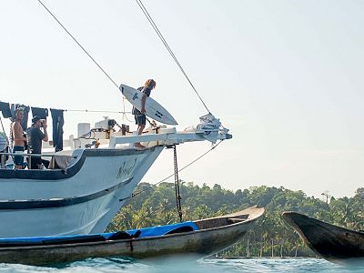 Surf charters to the Mentawai Telo and Banyak islands