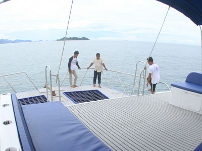 Front deck
