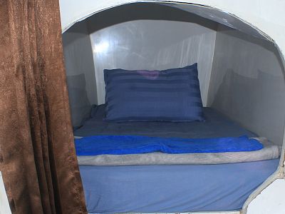 Single berth