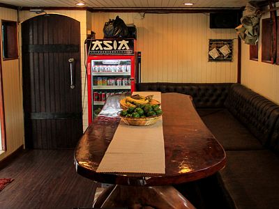 Saloon