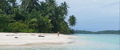 Life on Awera island