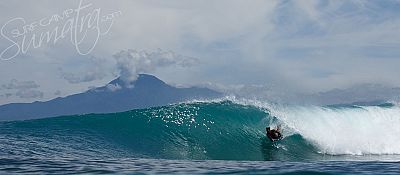 An amazing body boarding wave
