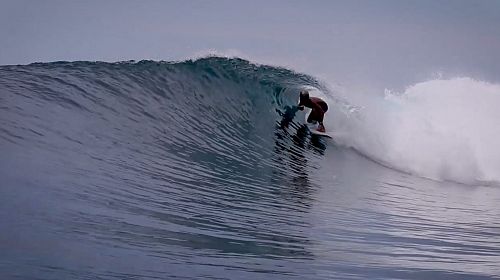 Pistols surf break Sumatra