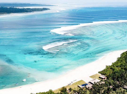 Awera Resort Surf Camp